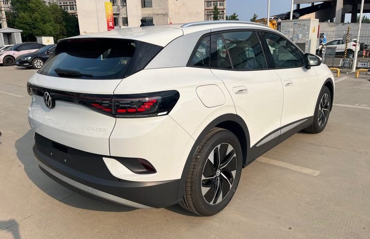 
								2025 Volkswagen ID.4 Crozz Long Range PURE+ Edition (RWD) full									