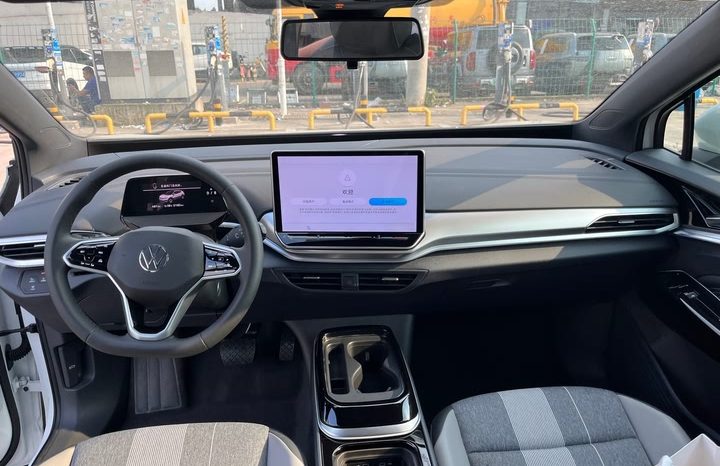 
								2025 Volkswagen ID.4 Crozz Long Range PURE+ Edition (RWD) full									