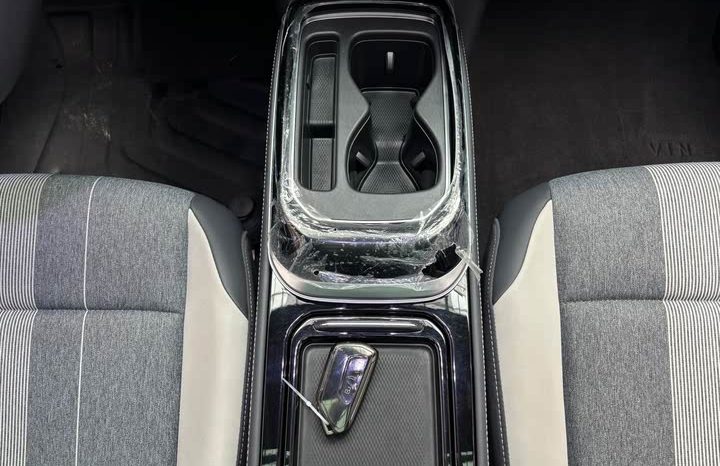 
								2022 Volkswagen ID.4 CROZZ Standard Endurance PURE Edition full									