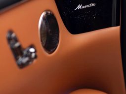 
										Huawei Maextro S800 Extended Range Star Premium Edition 5-Seats full									