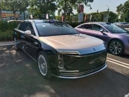 
										Huawei Maextro S800 Extended Range Star Premium Edition 5-Seats full									