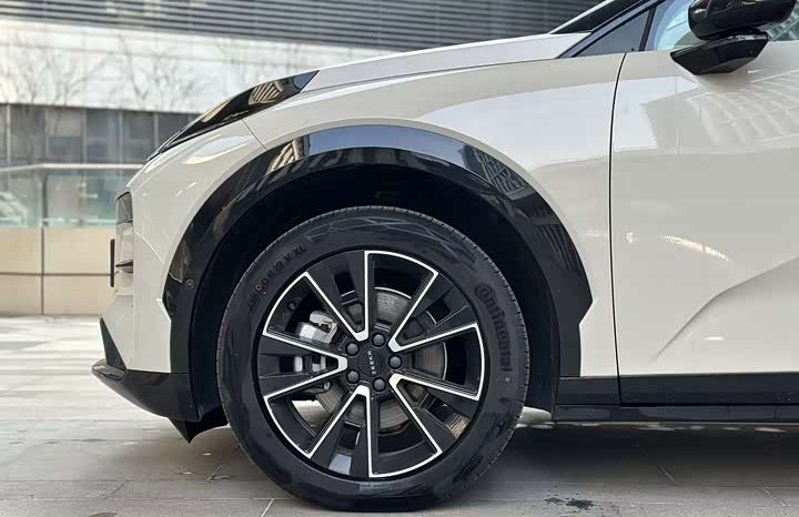 
								ZEEKR X 5-Seat Long-Range Version full									