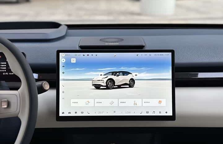 
								ZEEKR X 5-Seat Long-Range Version full									