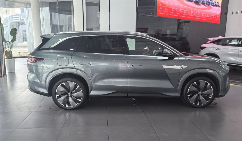 
								BYD Tang L EV 4WD 600KM full									