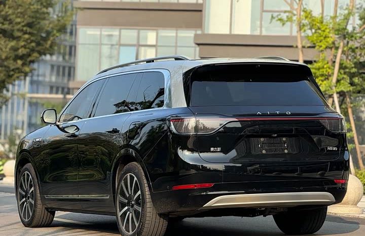 
								Huawei AITO M8 Extended Range Max+ Edition full									